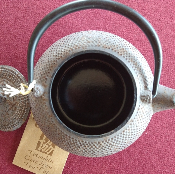 Unity Tetsubin Teapot. - Picture 5 of 6